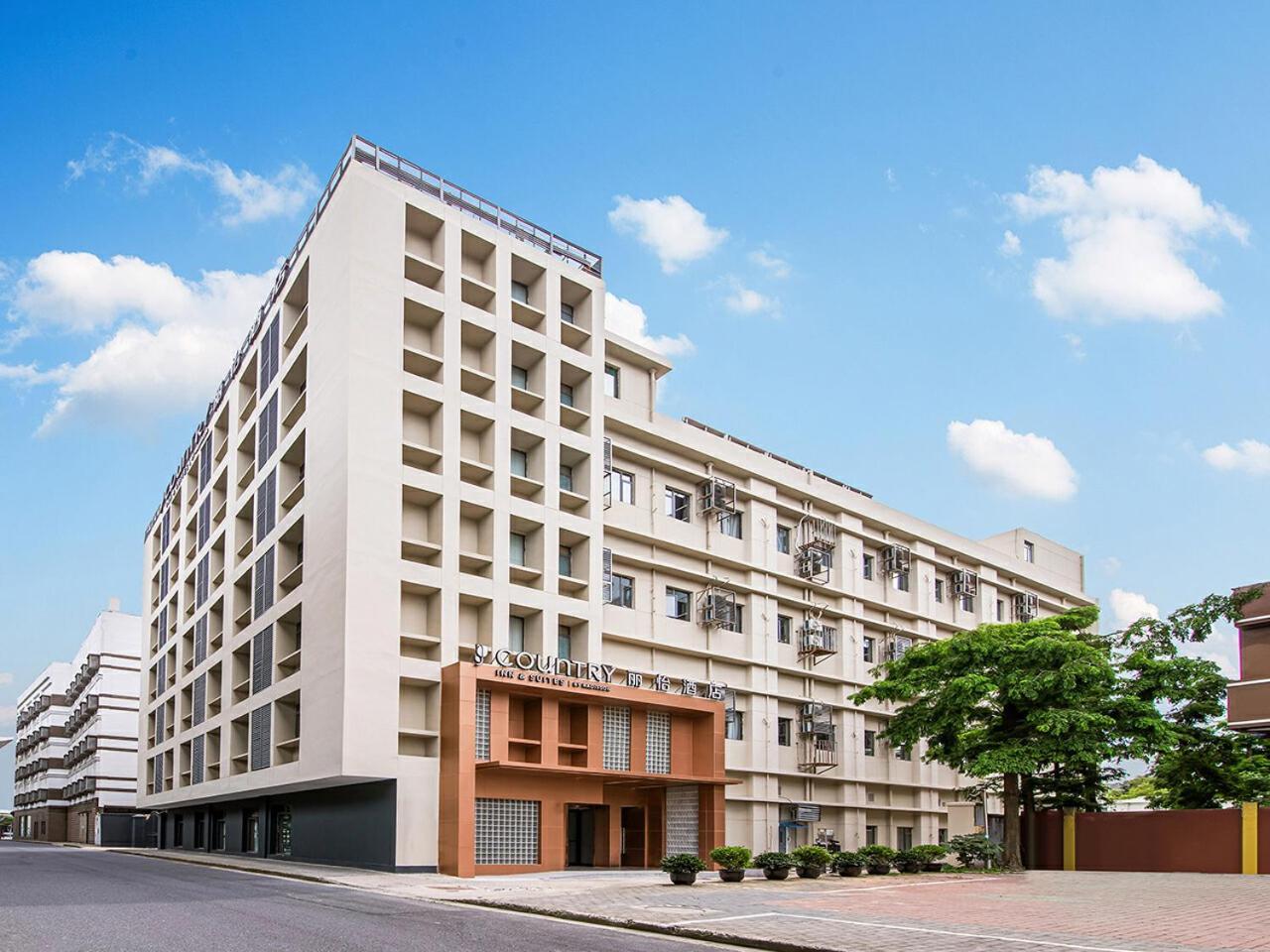 Country & By Radisson, Hongkou Football Stadium Chifeng Road Hotel 4*